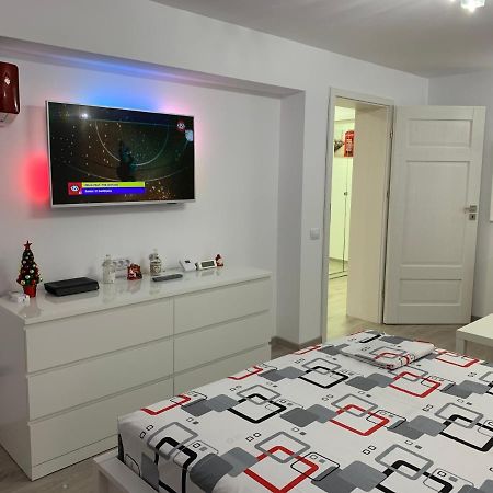 Mery Apartment Galati  Bagian luar foto