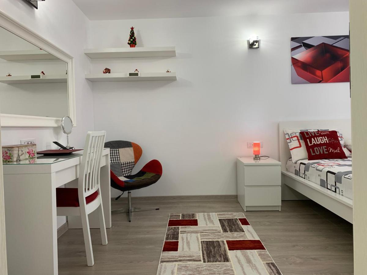 Mery Apartment Galati  Bagian luar foto