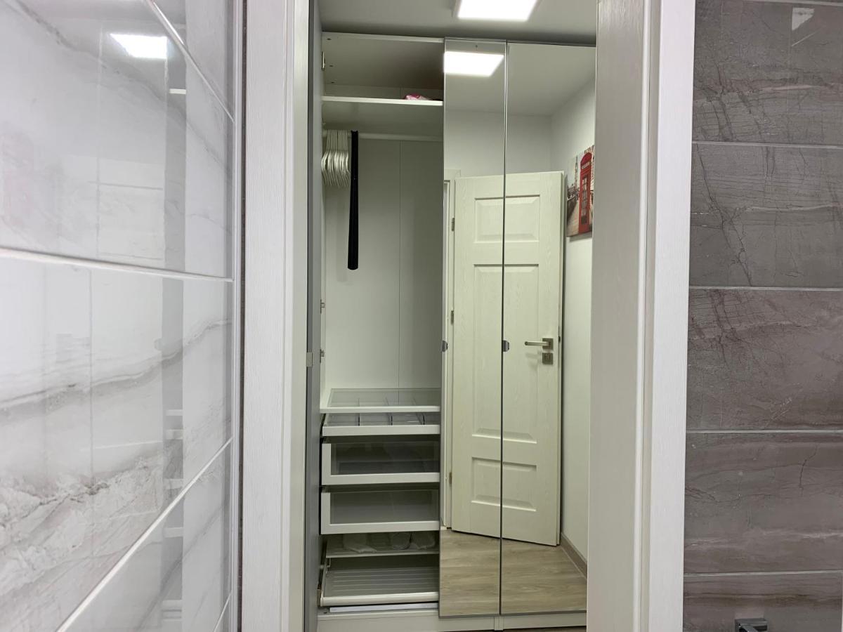 Mery Apartment Galati  Bagian luar foto
