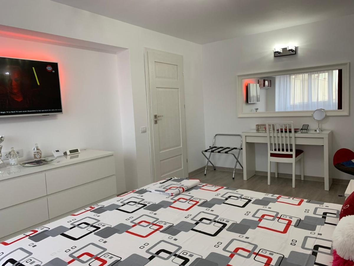 Mery Apartment Galati  Bagian luar foto