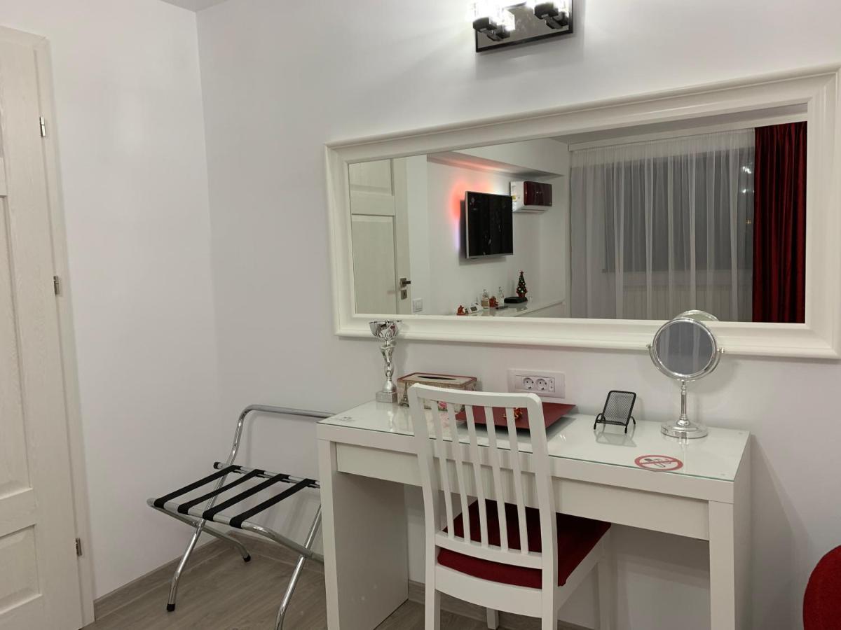Mery Apartment Galati  Bagian luar foto