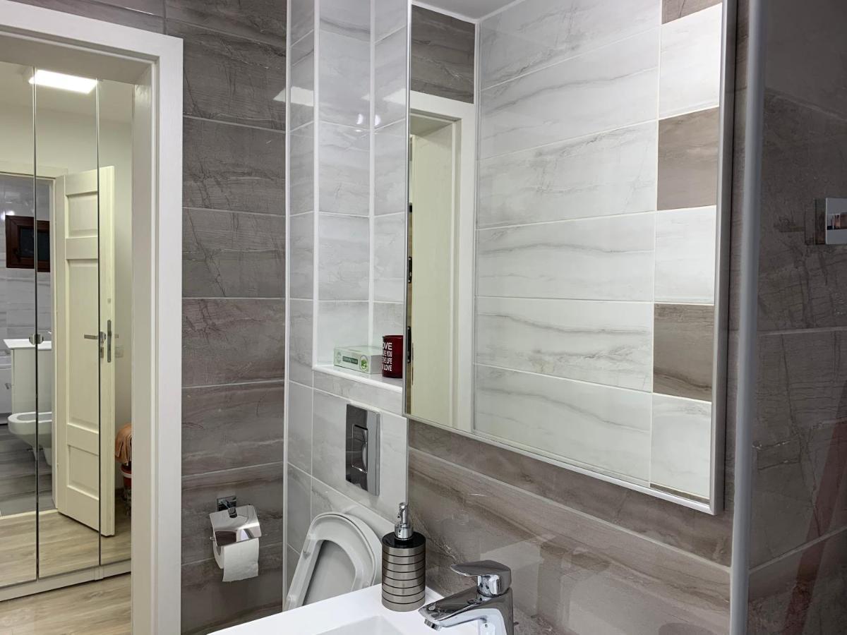 Mery Apartment Galati  Bagian luar foto