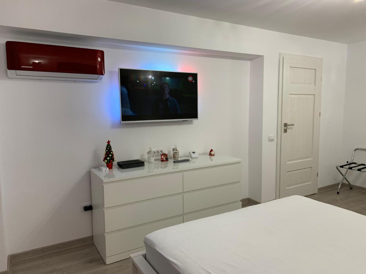 Mery Apartment Galati  Bagian luar foto